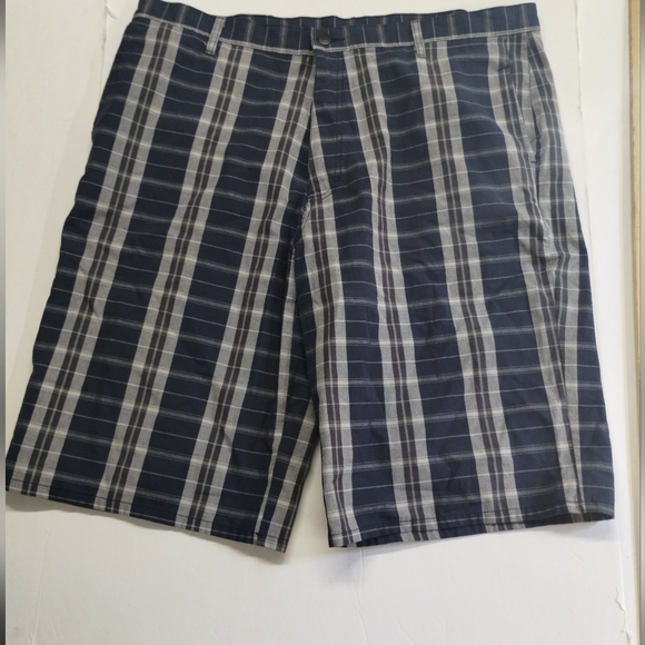 Dickies work shorts 40 waist - Picture 3 of 6